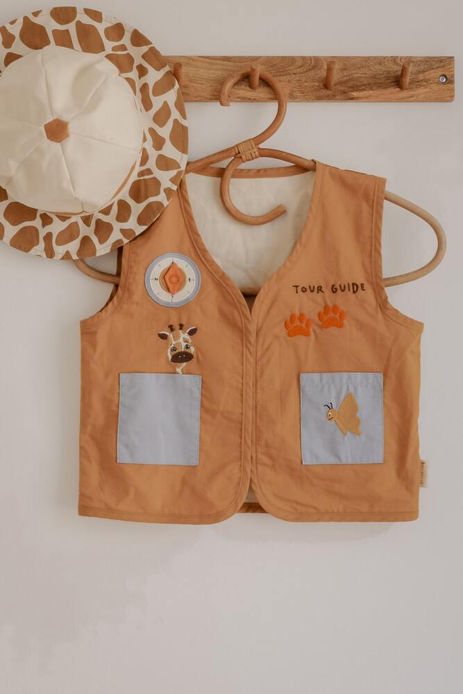 Dress-up - Safari Tour Guide