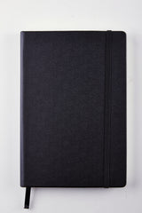 Notesbog linjeret 96 s. pu omslag sort A5 m/indvendig lomme