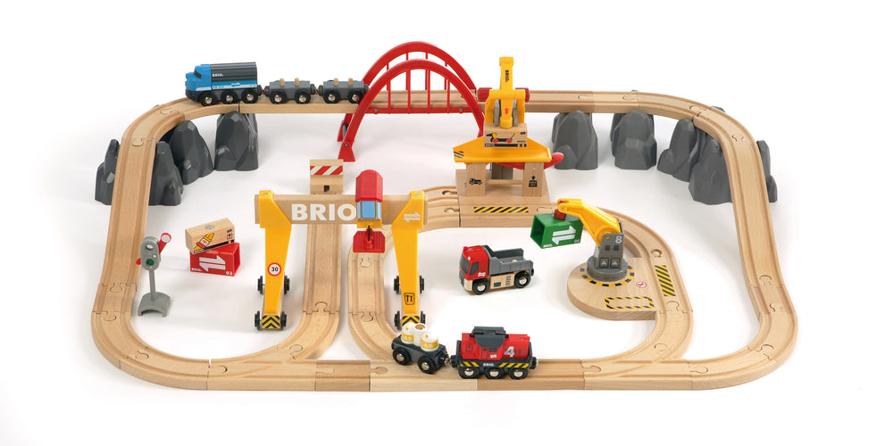 BRIO 33097 BRIO Togbane i plastkasse, 50 dele