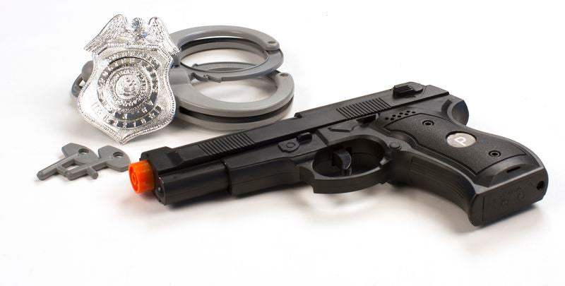 POLITISÆT MED PISTOL OG HÅNDJERN