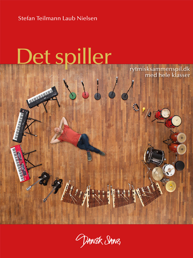 Det spiller