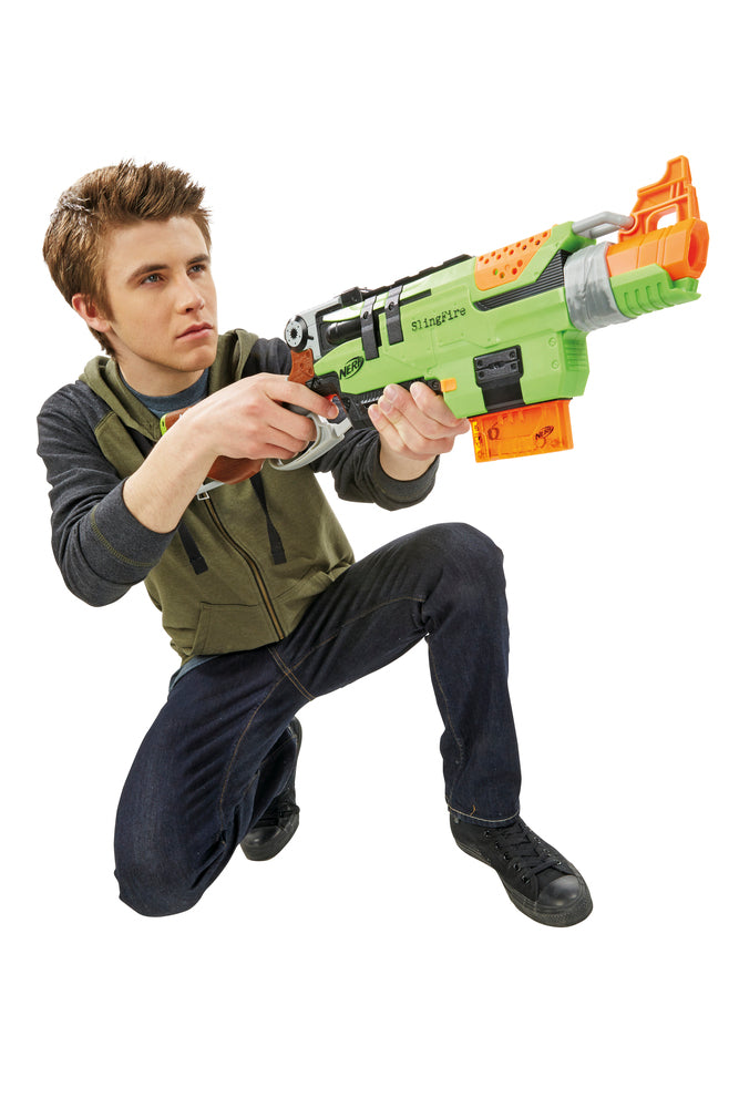 NERF ZOMBIE SRIKE SLINGFIRE