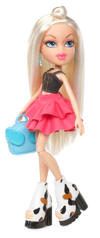BRATZ HELLO MY NAME IS…DOLL-CLOE