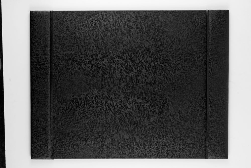 SKRIVEUNDERLAG SORT LÆDERLOOK 45X61 CM