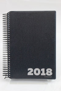 SPIRALKALENDER 2018 ANTIKGRÅ METAL VINYL