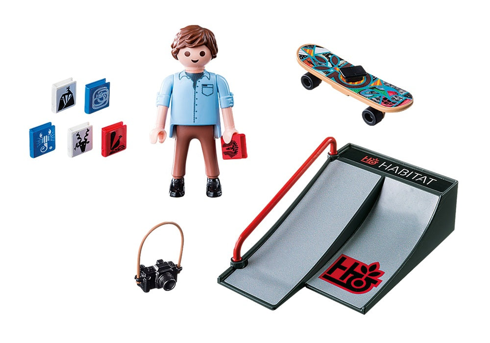 9094 SKATEBOARDER MED RAMPE