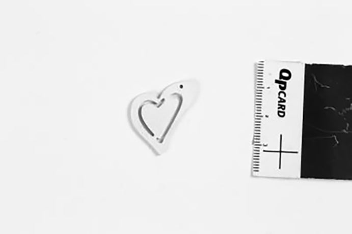 ASYMETRISK HJERTE 25X22MM RÅHVID 10STK