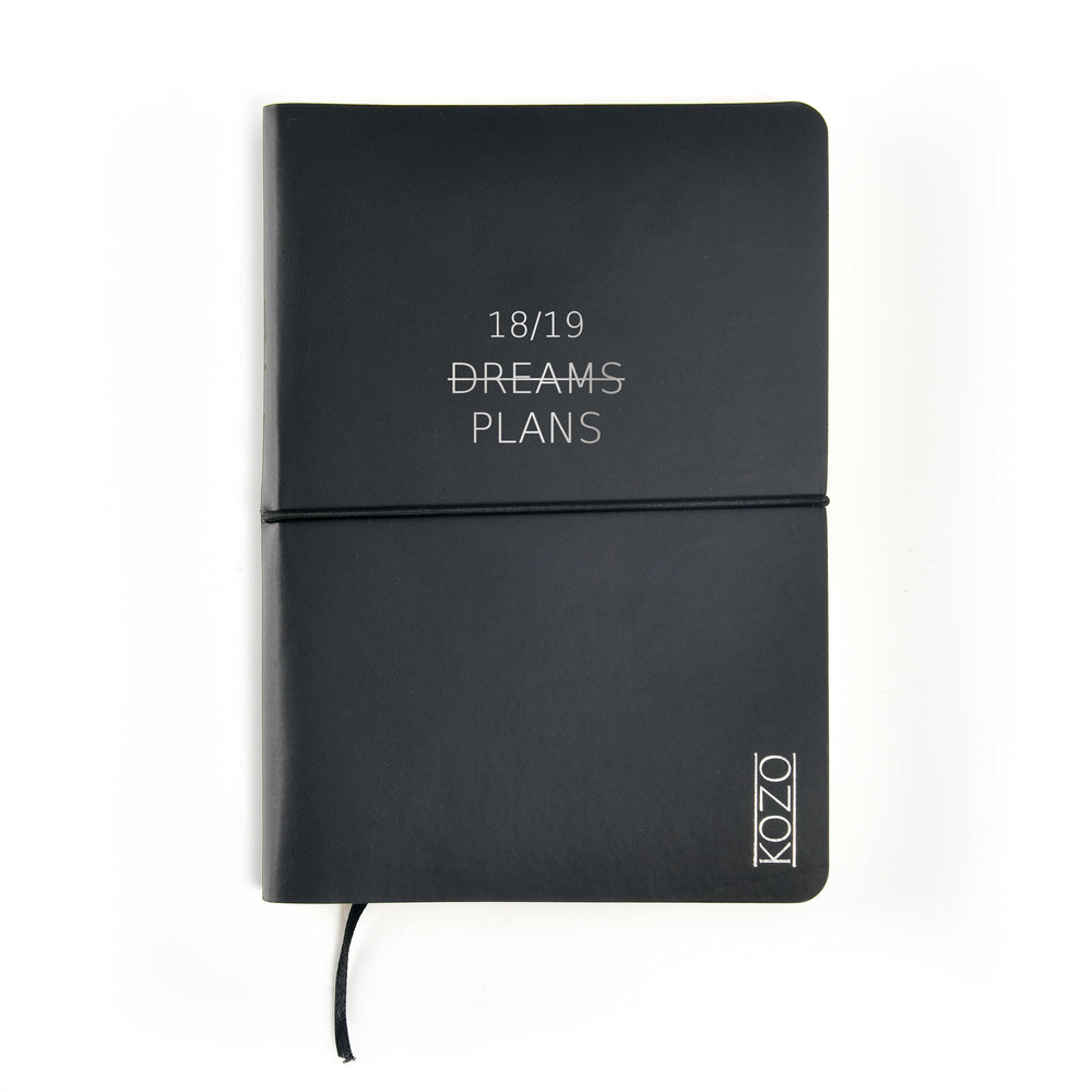 KALENDER KOZO A5 PU SORT 18 MDR.