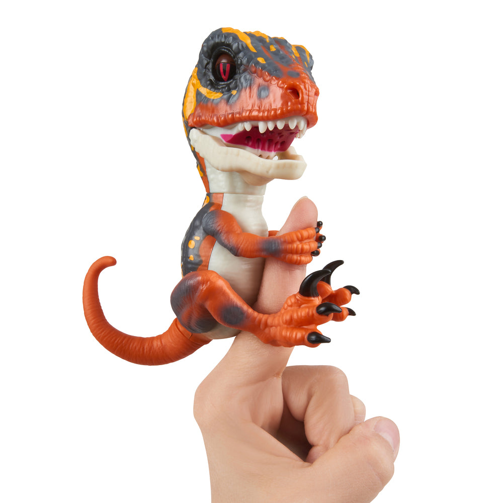 FINGERLINGS UNTAMED DINO ASS
