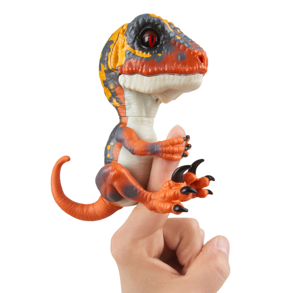 FINGERLINGS UNTAMED DINO ASS