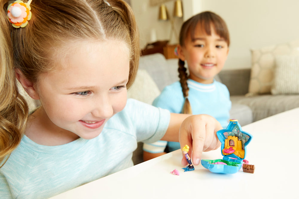 Polly pocket places ass