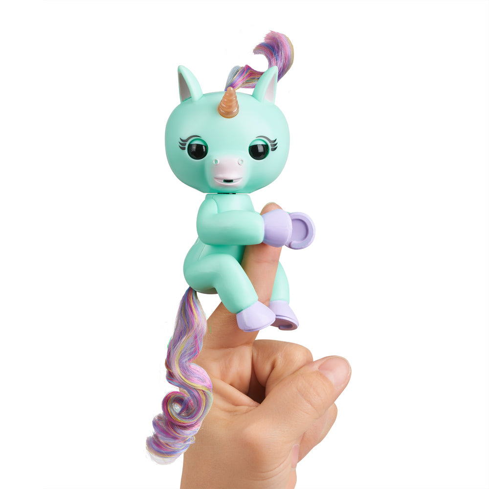 FINGERLINGS UNICORN ASS