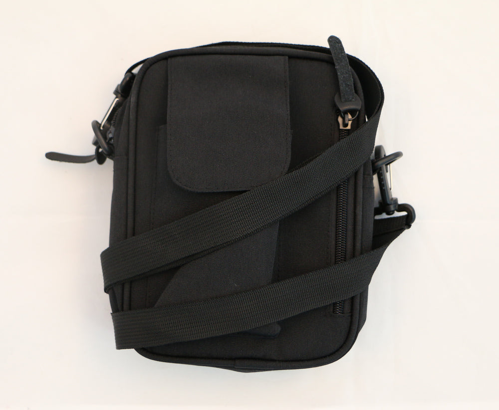 Taske crossbody Real Republic sort polyester rem mobillomme