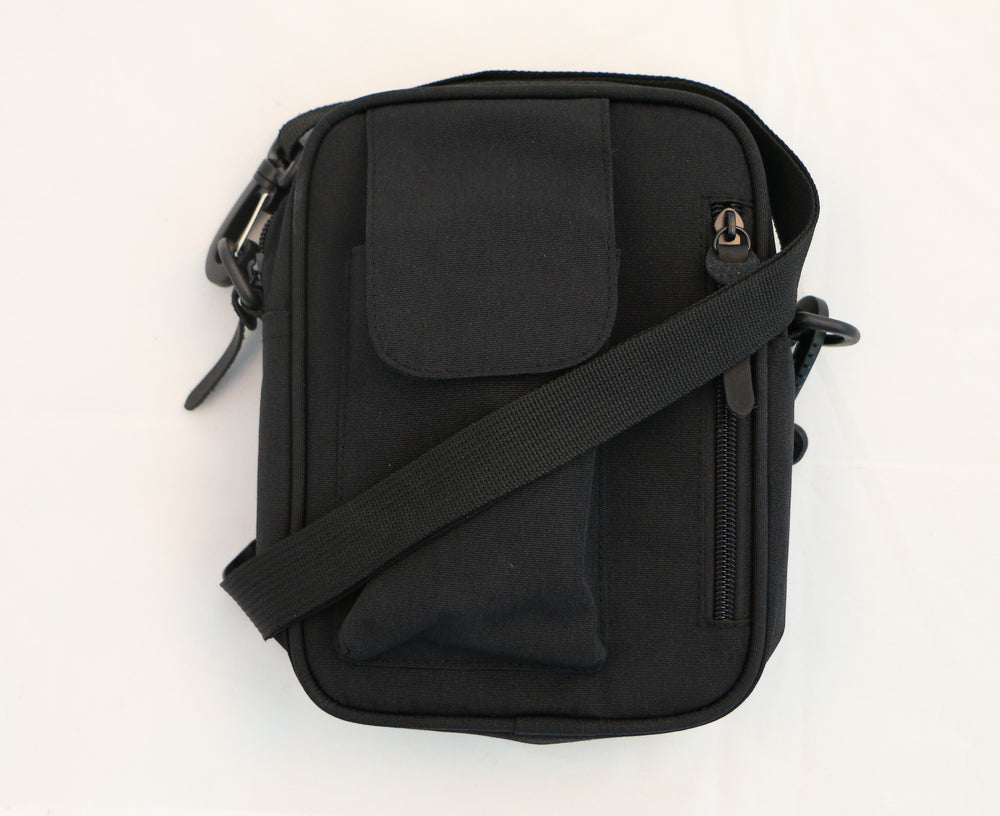 Taske crossbody Real Republic sort polyester rem mobillomme