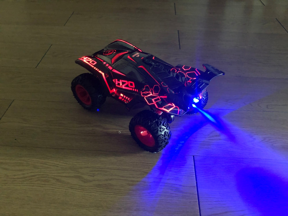 Rc bil med lys og tåge