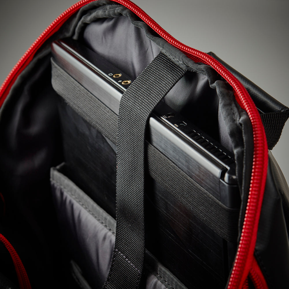 Hyperx scout backpack red