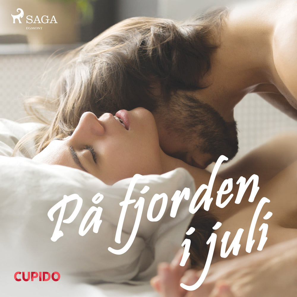 På fjorden i juli