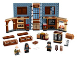 76385 LEGO HARRY POTTER TM HOGWARTS™-SCENE: BESVÆRGELSESLEKTION