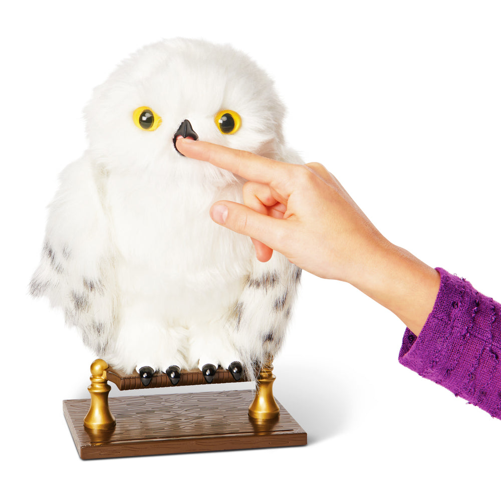 Wizarding World Interactive Enchanted Hedwig