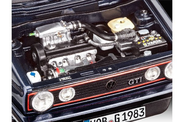 35 Years VW Golf GTI Pirelli