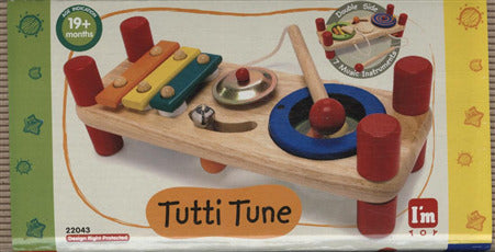 I'm vendbart musikpanel i træ