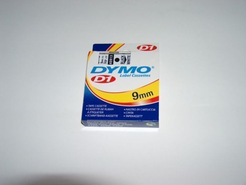 DYMO 1000/5000 9MM SORT/HVID