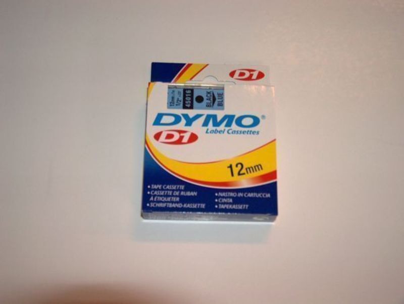 Dymo d1 tape 12mm 7m sort/blå