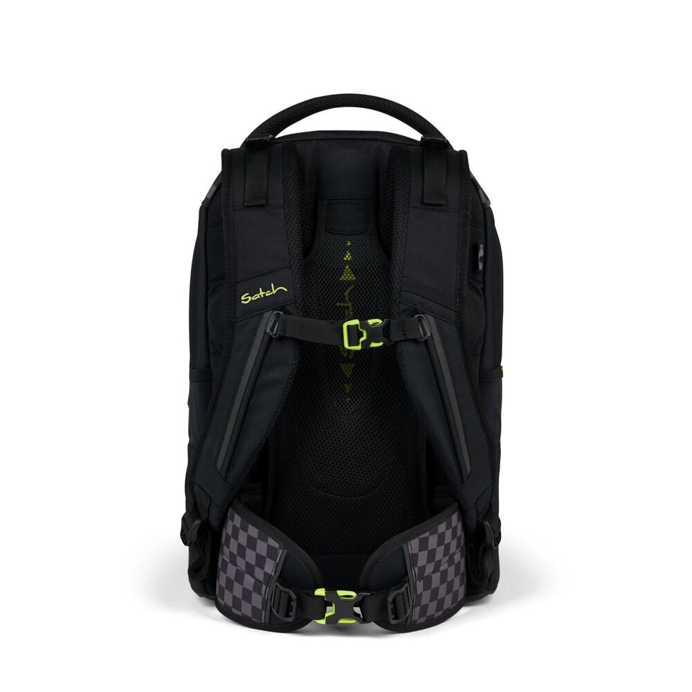 satch pack dark skate 30l
