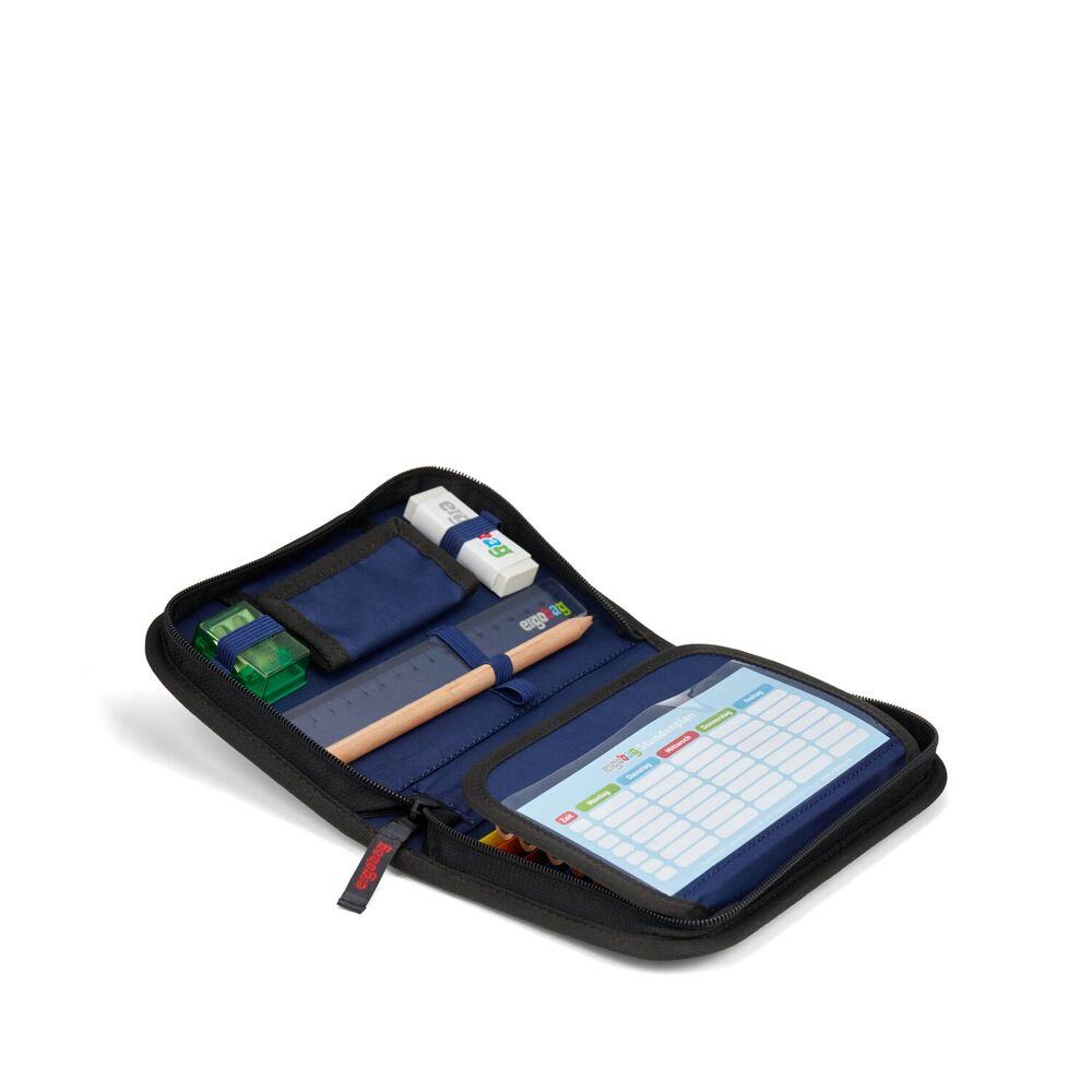Penalhus Ergobag m/indhold TaekBeardo