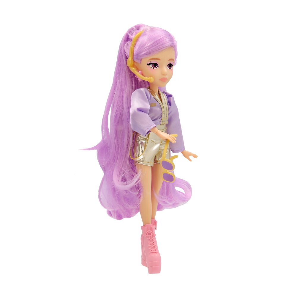 K POP Idol Nari Fashion doll