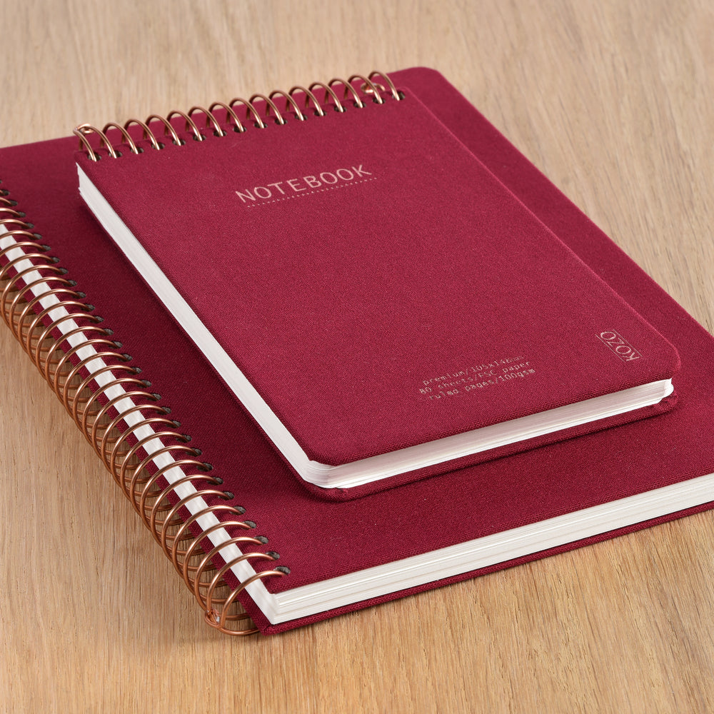 Notesbog KOZO A4 Berry red linjeret